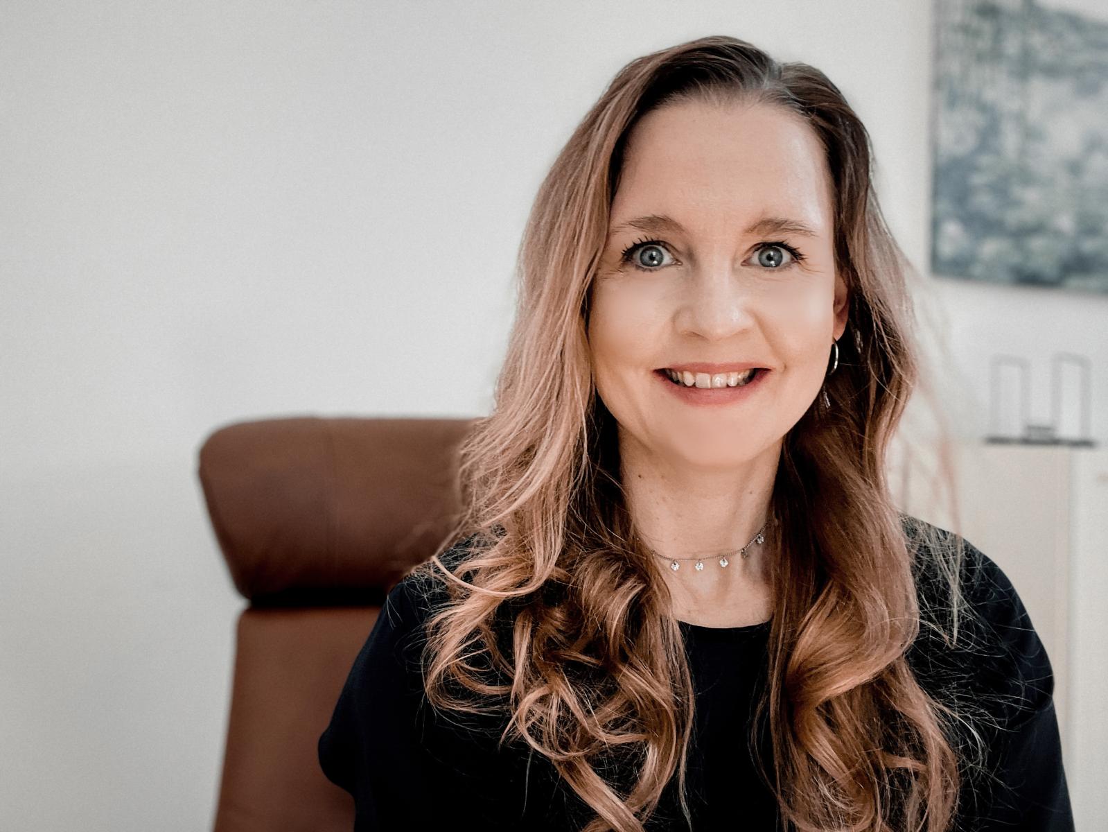 Dr. Katharina Reinecke